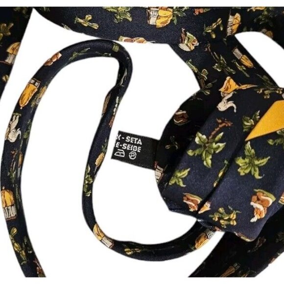 SALVATORE FERRAGAMO Men's 100% Silk Necktie LUXURY Navy Men Elephant W:3.7" EUC - Picture 4 of 5